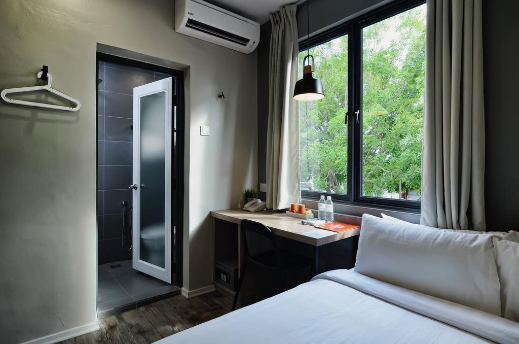 Chariton Hotel Alma Букіт-Мертаджам Екстер'єр фото