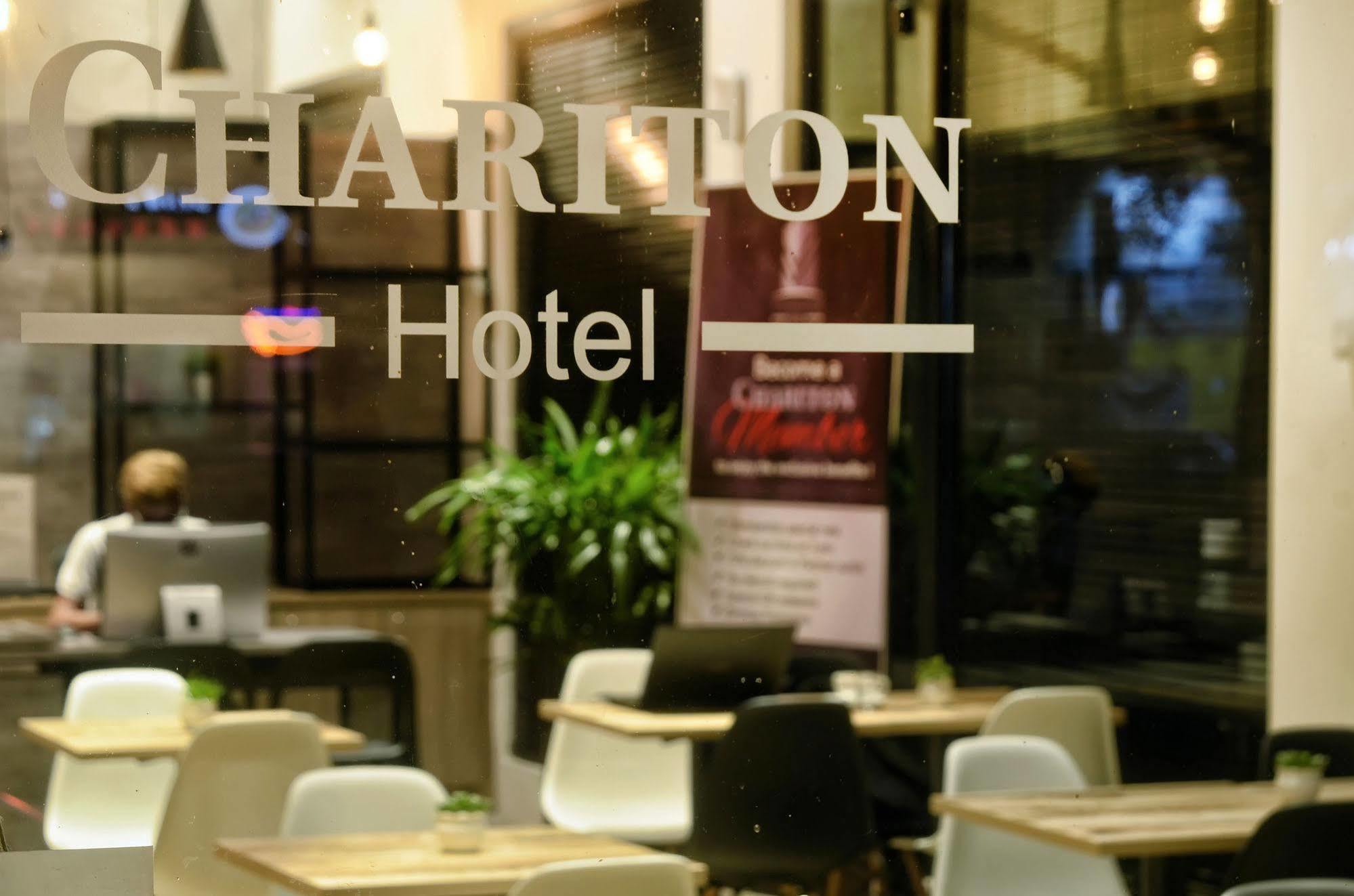 Chariton Hotel Alma Букіт-Мертаджам Екстер'єр фото